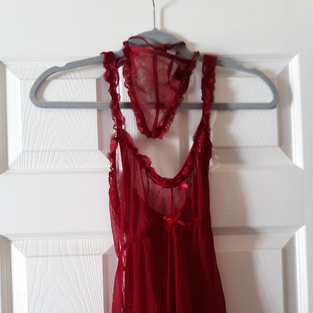 Lingerie - Picture 3 of 7